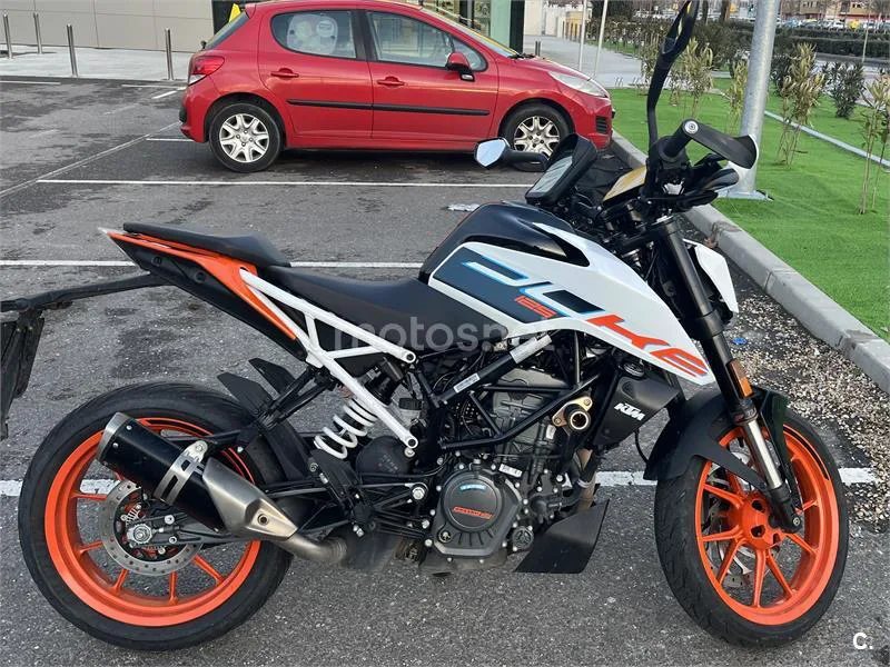 KTM 125 – Vista 2
