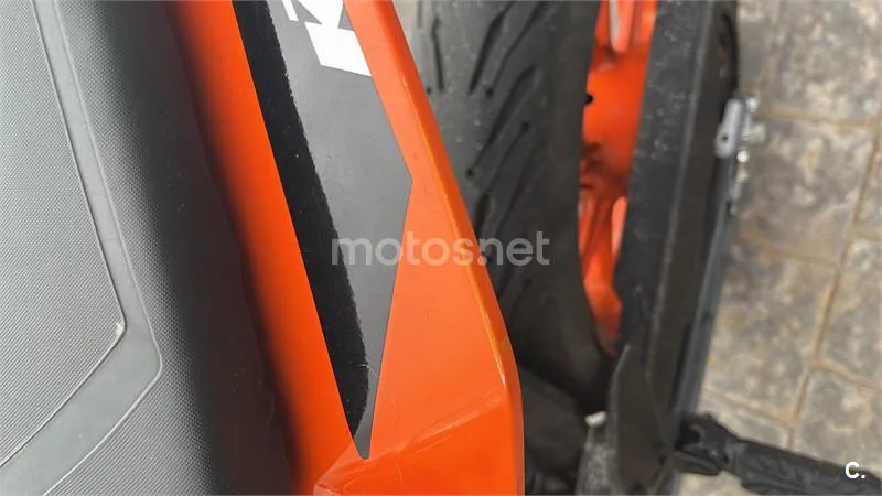 KTM 125 – Vista 4