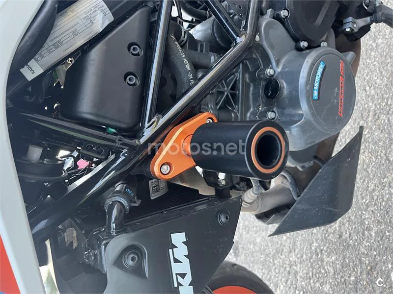 KTM 125 – Vista 9