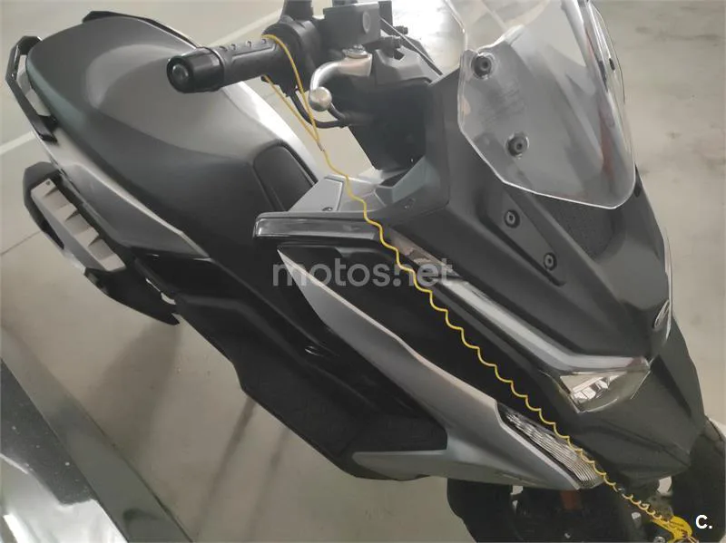 Kymco DTX 125 – Vista 3
