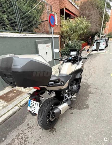 Honda NT1100 – Vista 5