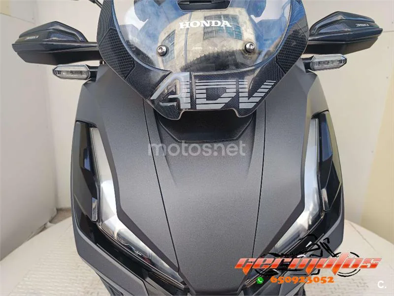 Honda ADV 350 – Vista 4
