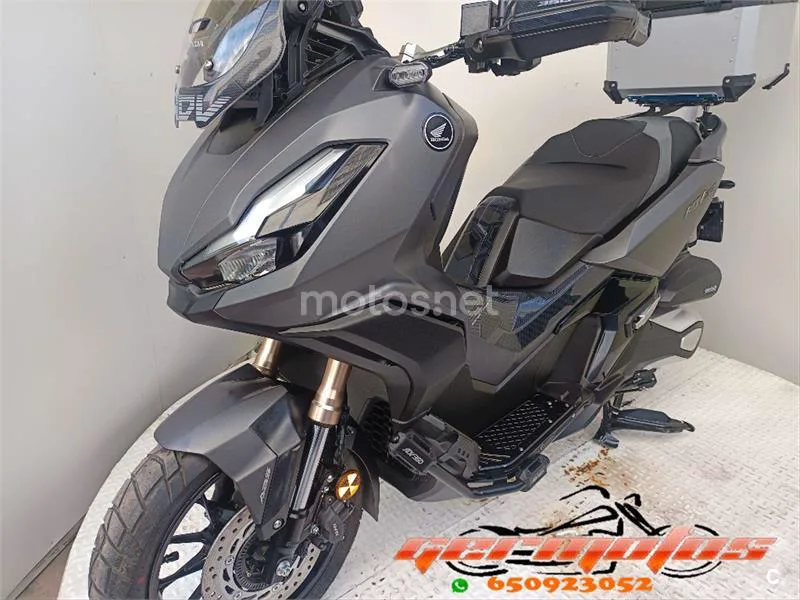 Honda ADV 350 – Vista 6