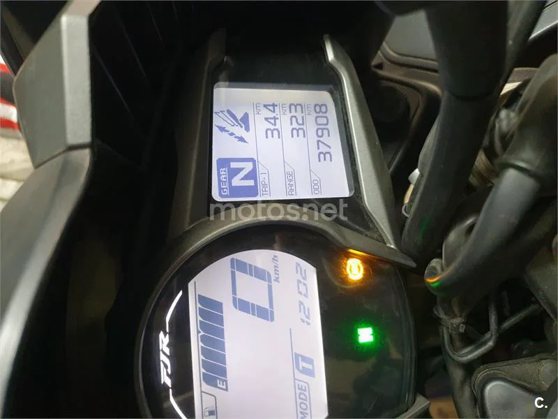 Yamaha FJR 1300 – Vista 4