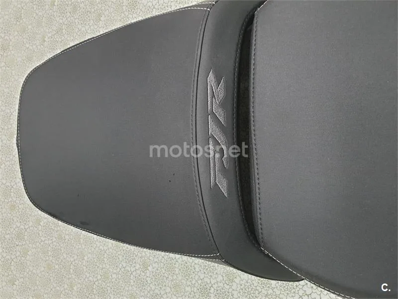 Yamaha FJR 1300 – Vista 7