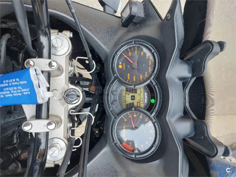 Suzuki V-Strom 650 – Vista 6