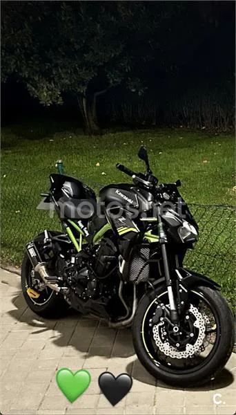 Kawasaki Z 900 – Vista 2
