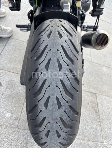 Kawasaki Z 900 – Vista 7