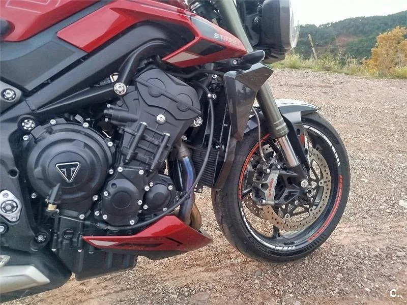 Triumph Street Triple 765 – Vista 5