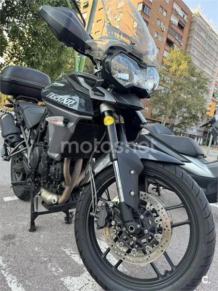 Triumph Tiger 800 XR – Vista 2