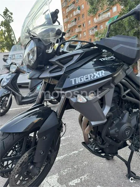 Triumph Tiger 800 XR – Vista 4