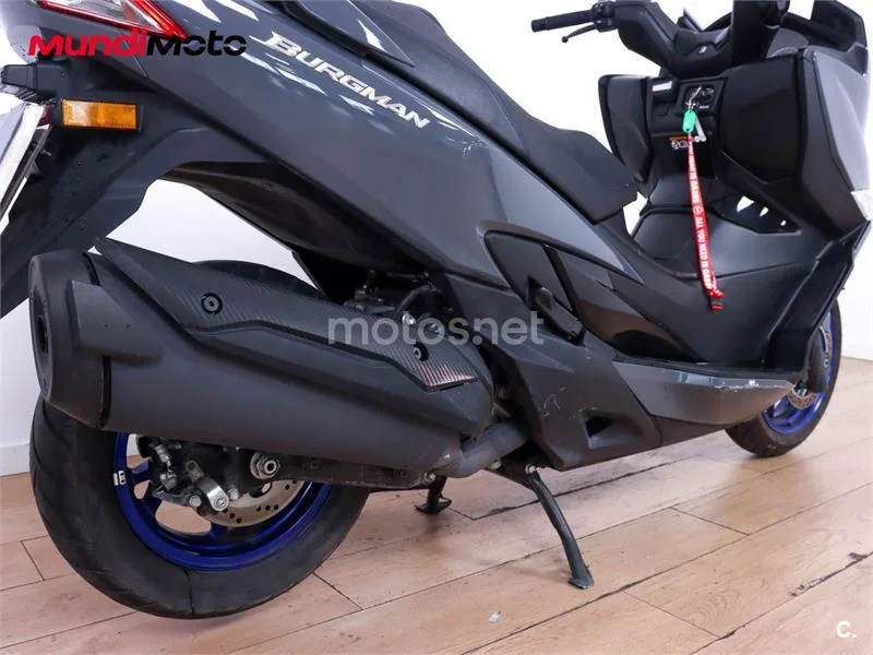 Suzuki Burgman 400 – Vista 4