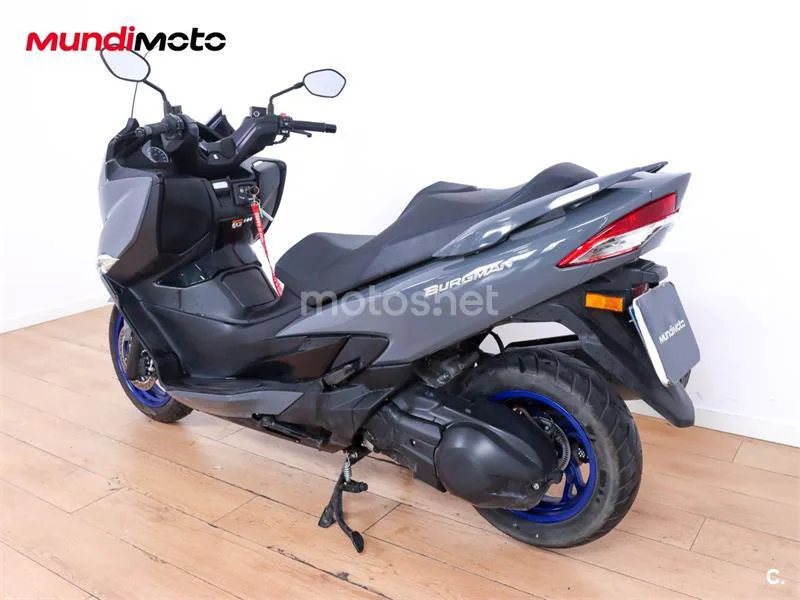 Suzuki Burgman 400 – Vista 8