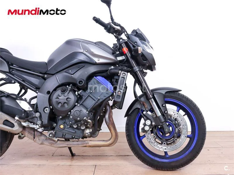 Yamaha FZ8 – Vista 5
