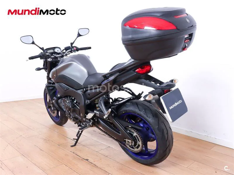Yamaha FZ8 – Vista 7