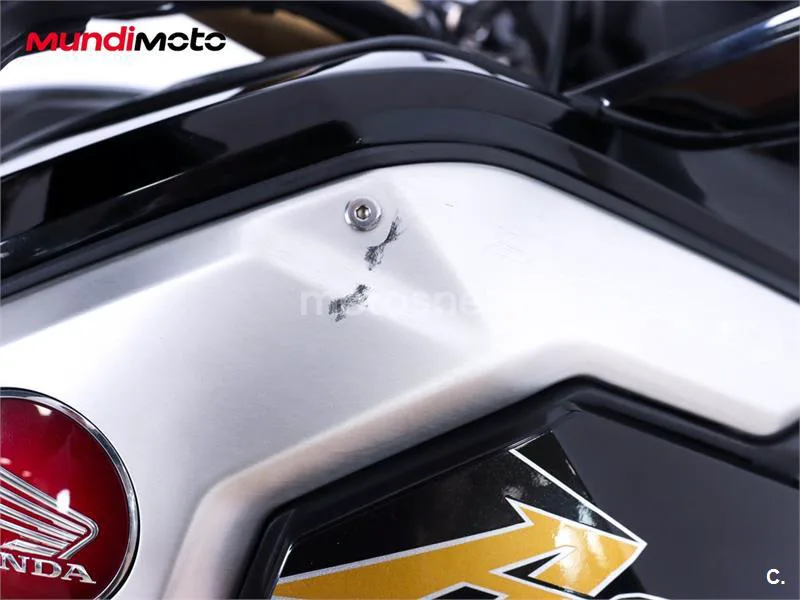 Honda CRF 1000L Africa Twin – Vista 16