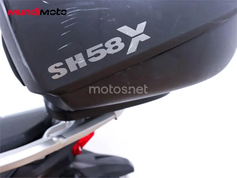 Honda CRF 1000L Africa Twin – Vista 23