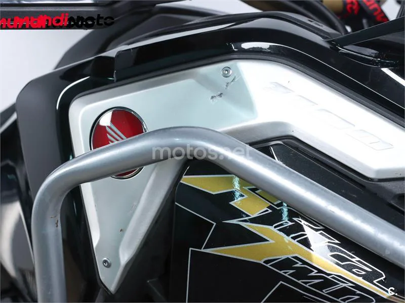 Honda CRF 1000L Africa Twin – Vista 24