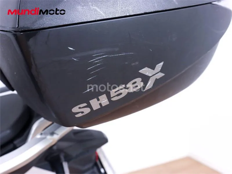 Honda CRF 1000L Africa Twin – Vista 30