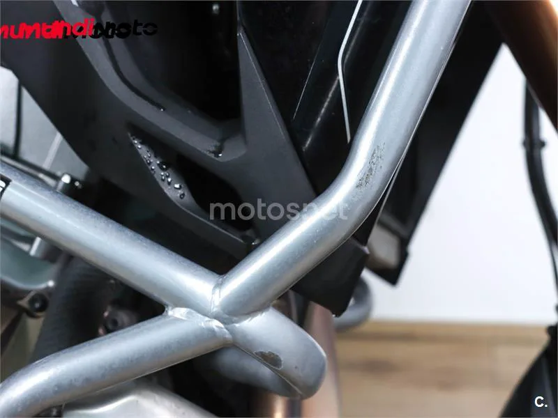 Honda CRF 1000L Africa Twin – Vista 35