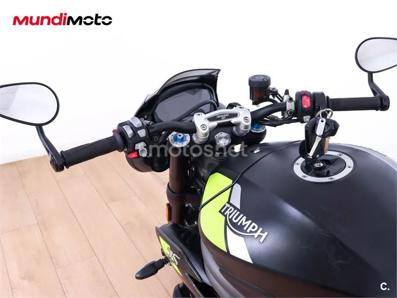 Triumph Speed Triple – Vista 11