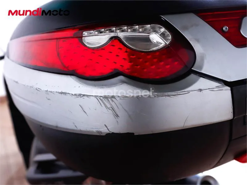 Yamaha TMAX 530 – Vista 22