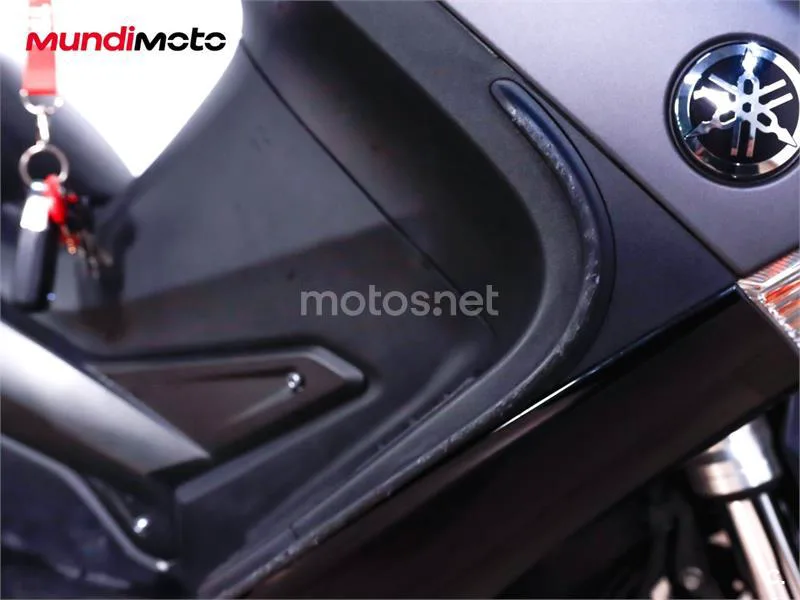 Yamaha TMAX 530 – Vista 24