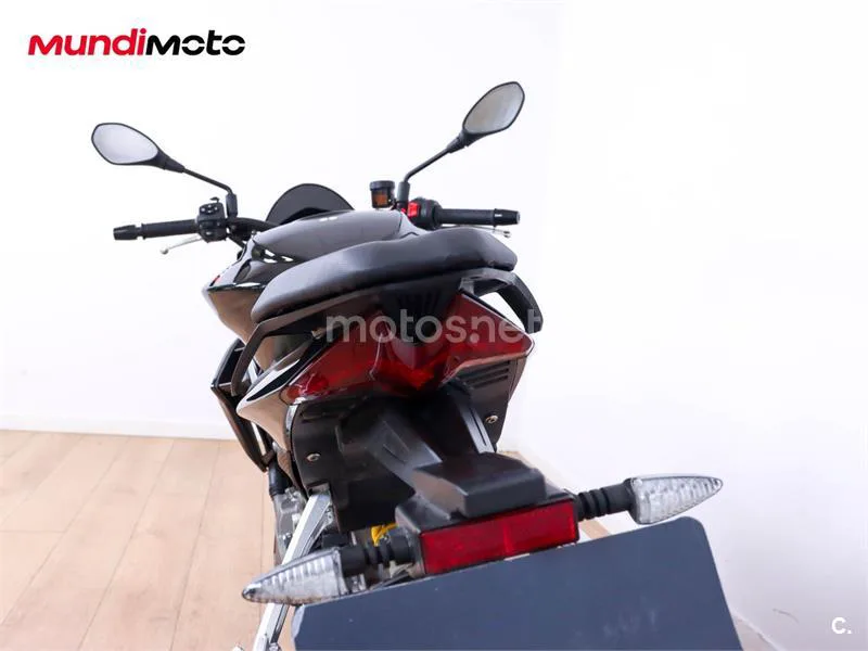 Aprilia Tuono 660 – Vista 9