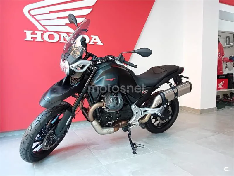 Moto Guzzi V85 Strada – Vista 3