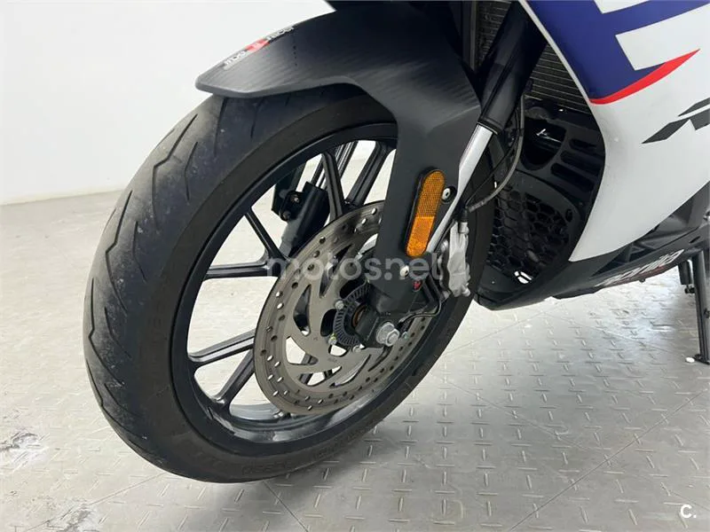 Aprilia RS 125 – Vista 11
