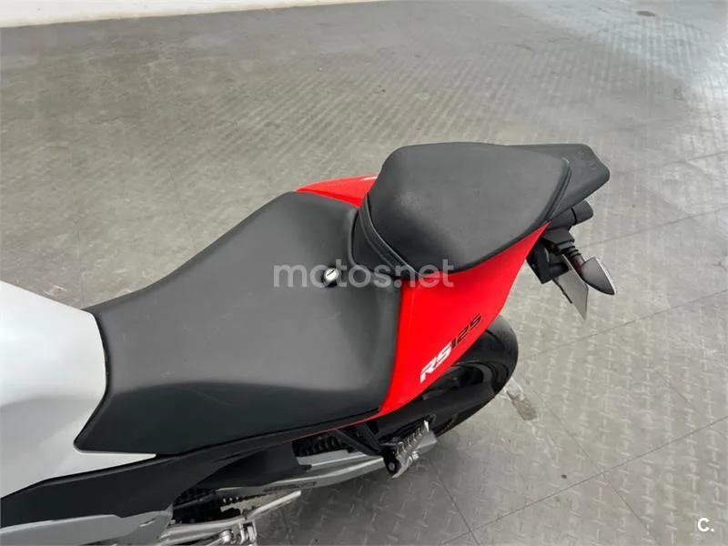 Aprilia RS 125 – Vista 15