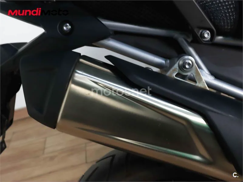 Triumph Tiger 900 – Vista 23