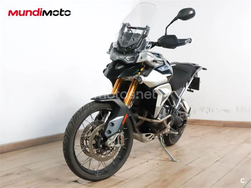 Triumph Tiger 900 – Vista 7