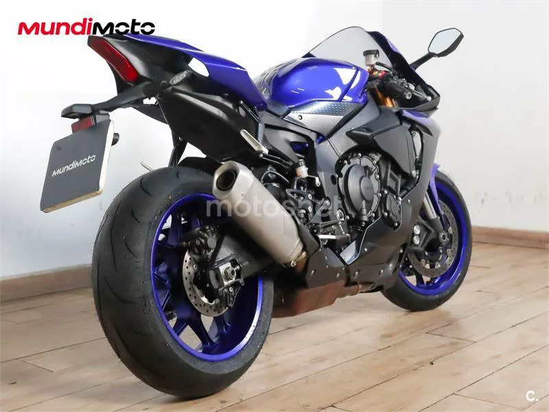 Yamaha R1 – Vista 3