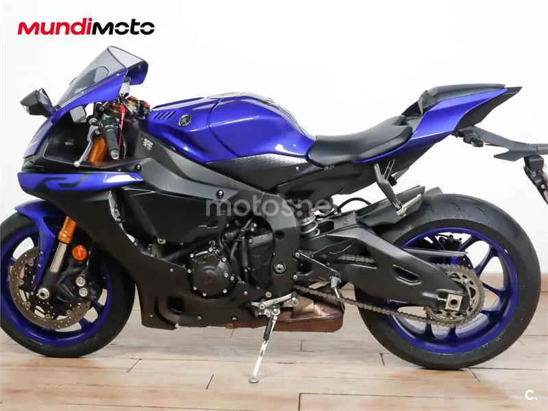 Yamaha R1 – Vista 6