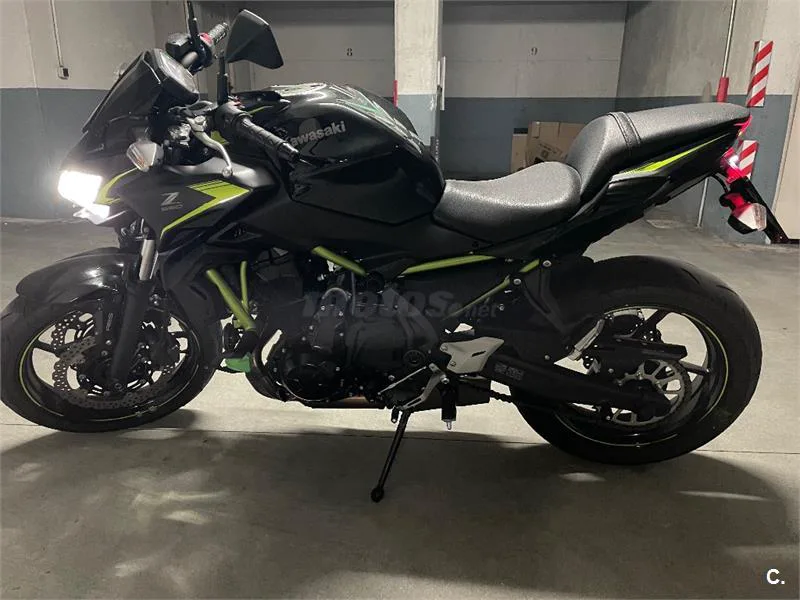 Kawasaki Z650 – Vista 3