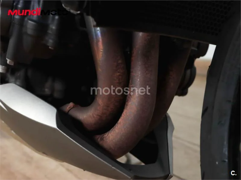 Triumph Speed Triple – Vista 13