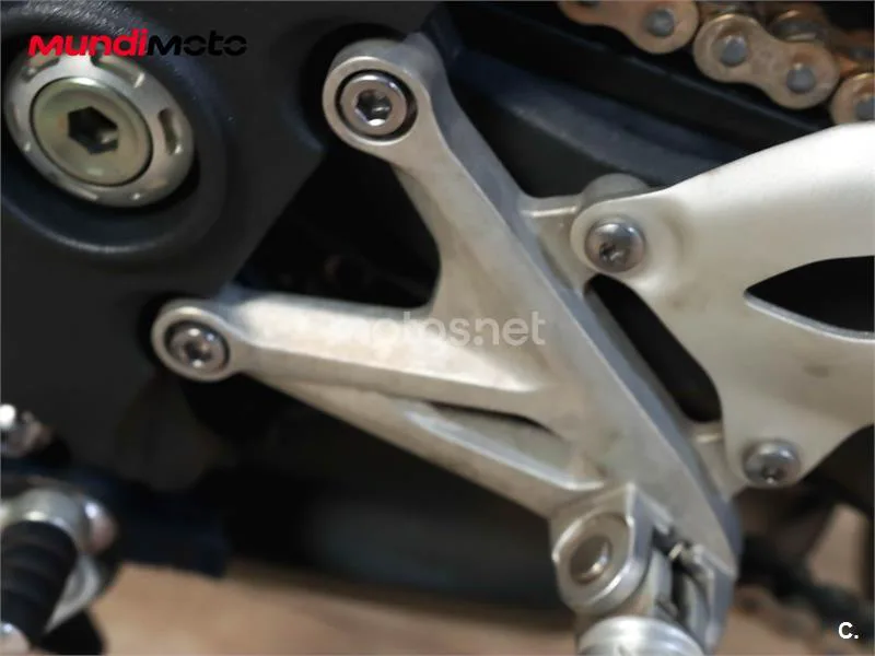 Triumph Speed Triple – Vista 22