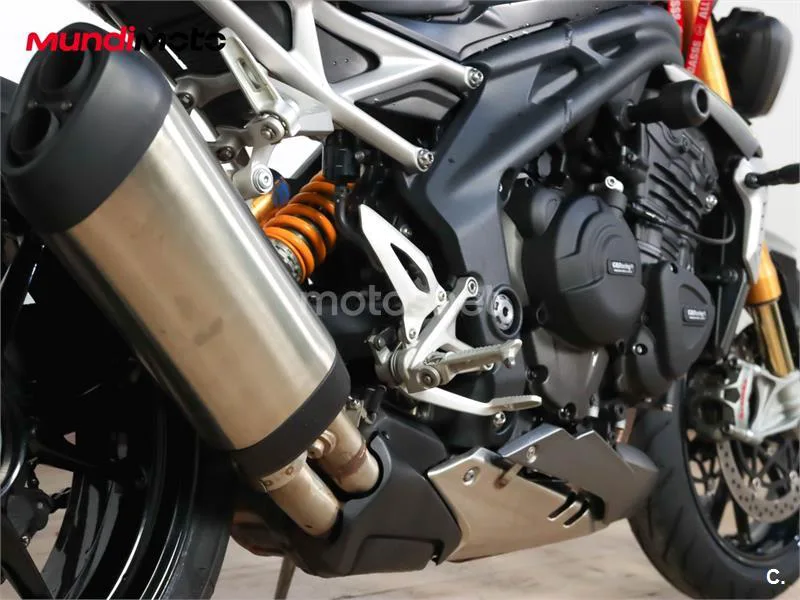 Triumph Speed Triple – Vista 4