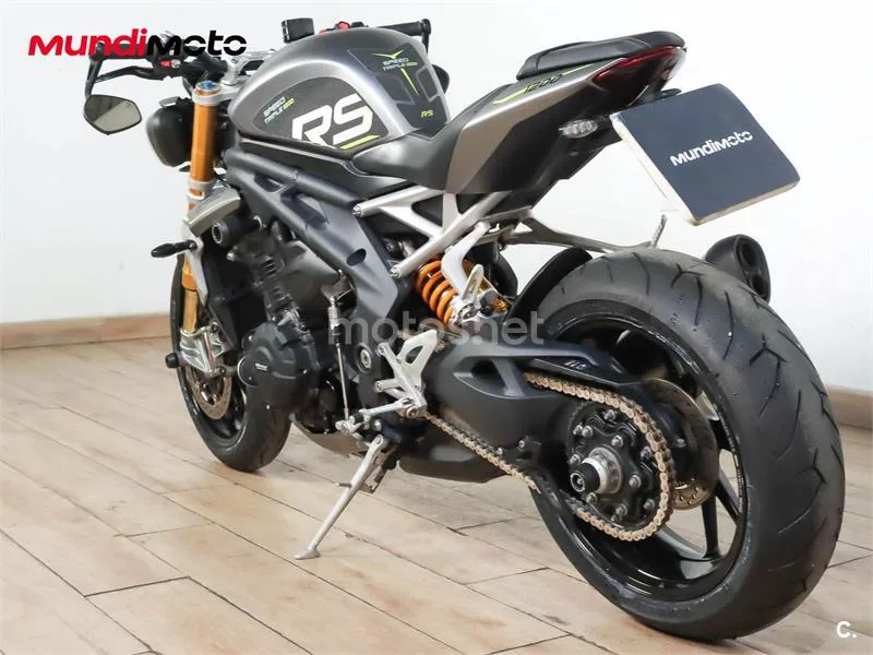 Triumph Speed Triple – Vista 8