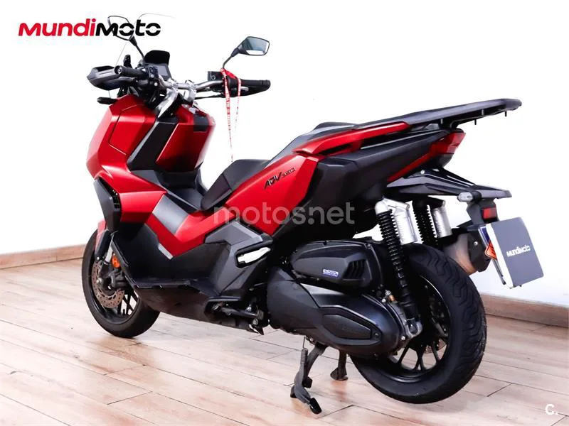 Honda ADV 350 – Vista 8