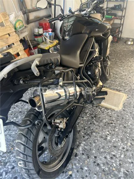 Triumph Tiger 800 – Vista 15