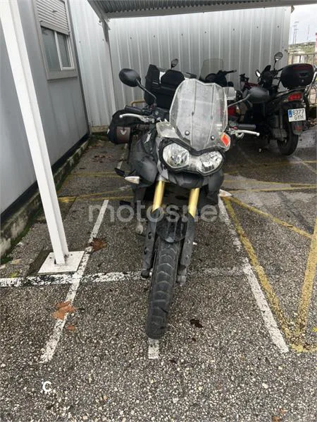 Triumph Tiger 800 – Vista 3