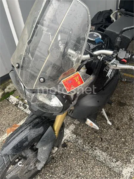 Triumph Tiger 800 – Vista 4