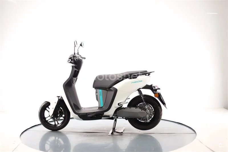 Yamaha NMAX – Vista 4