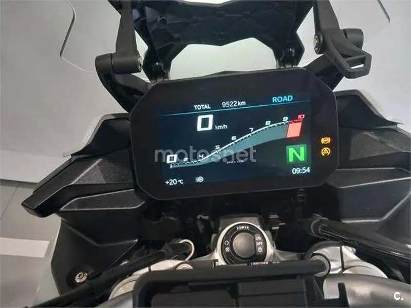 BMW F 900 XR – Vista 6