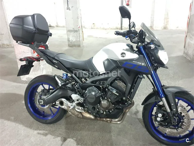 Yamaha MT-09 – Vista 3