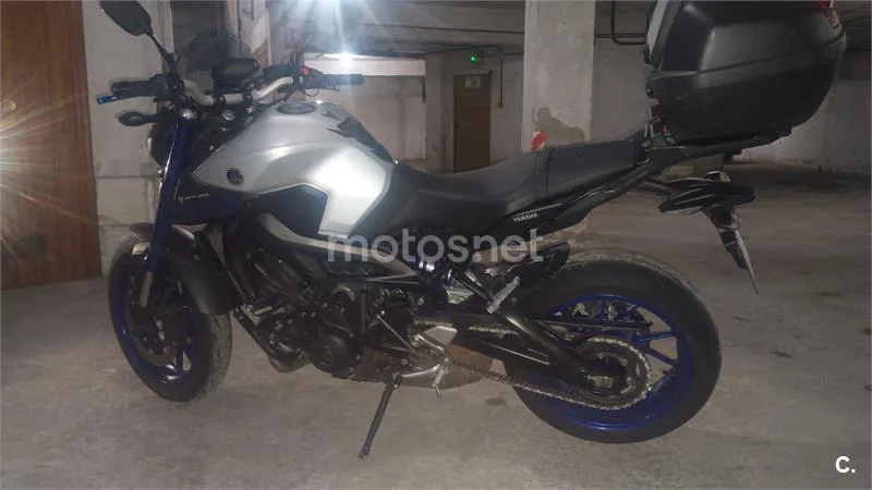 Yamaha MT-09 – Vista 10