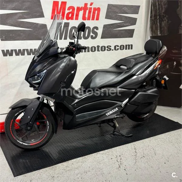 Yamaha XMAX 300 – Vista 6