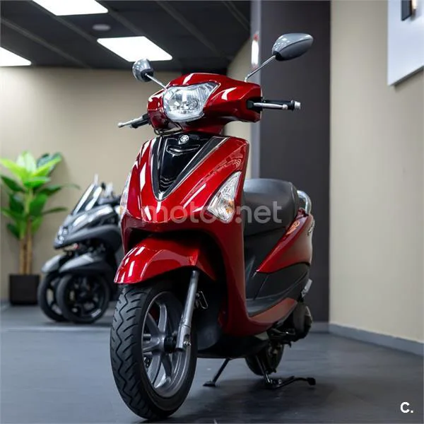 Yamaha D'elight 125 – Vista 4